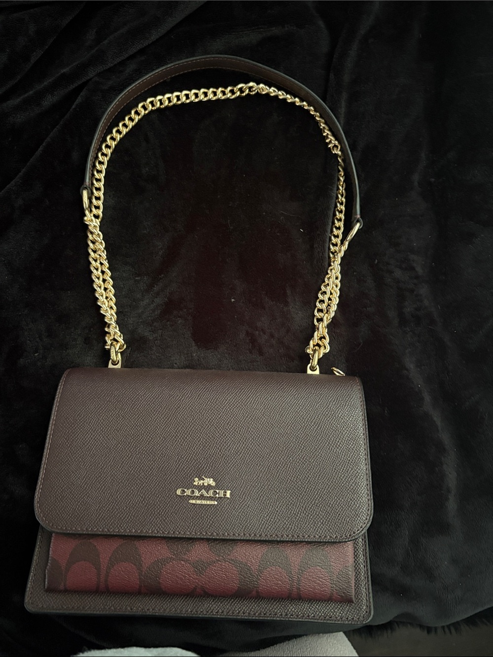 Coach Burgundy Crossbody Bag with Gold Chain Strap - Picture 2 of 4